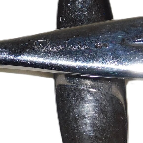 Robert Welch 18/10 Flatware Set With Serving Utensils 37 Pieces - Picture 8 of 11